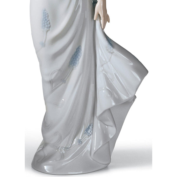 Load image into Gallery viewer, Lladro A Flower's Whisper Woman Figurine
