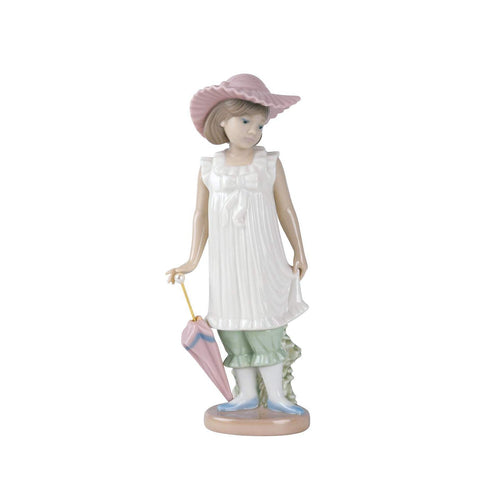 Lladro NAO April Showers - Figurine