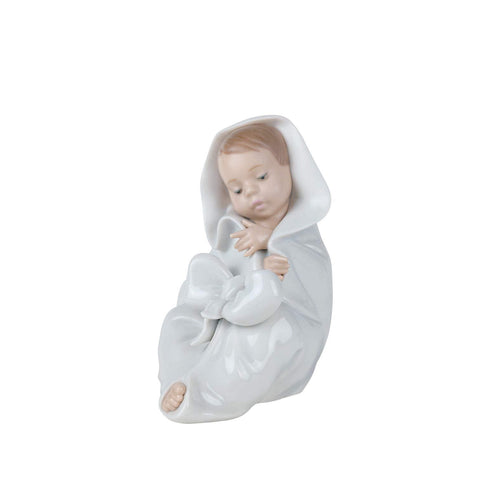 Lladro NAO All Bundled Up - Figurine