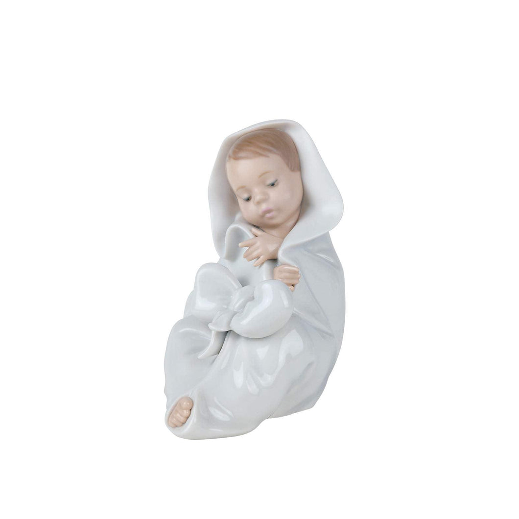 Lladro NAO All Bundled Up - Figurine