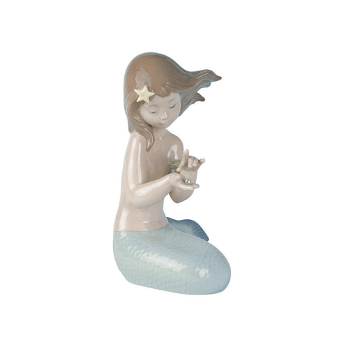 Lladro NAO Jewel of The Sea - Figurine