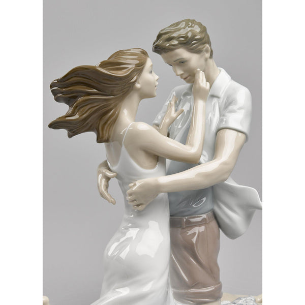 Load image into Gallery viewer, Lladro The Thrill of Love Couple Figurine
