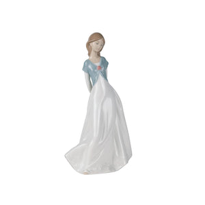 Lladro NAO Truly In Love - Figurine