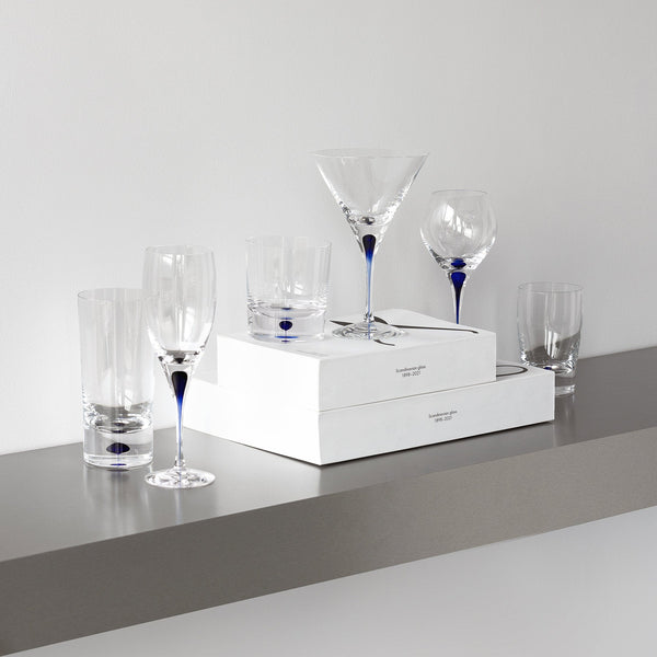 Load image into Gallery viewer, Orrefors Intermezzo Blue Aroma
