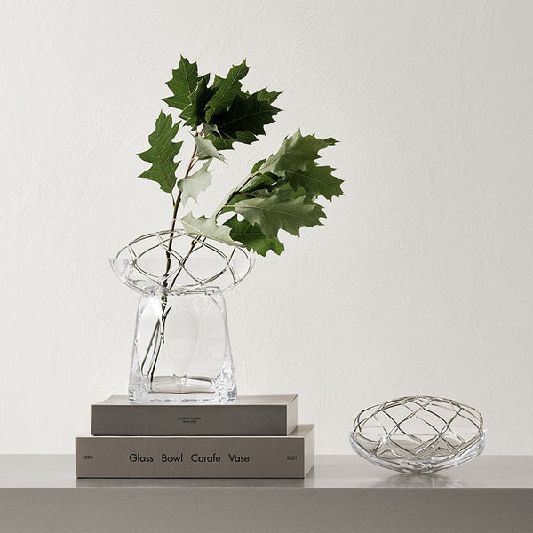 Load image into Gallery viewer, Orrefors Bloom Vase Low
