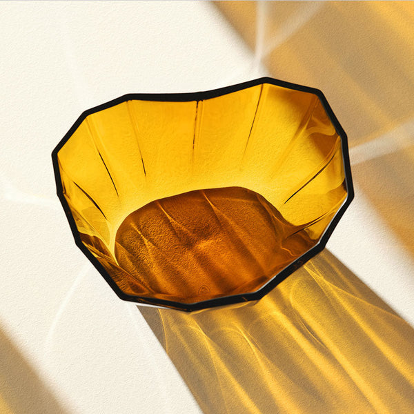 Load image into Gallery viewer, Orrefors Reed Vase Amber Low
