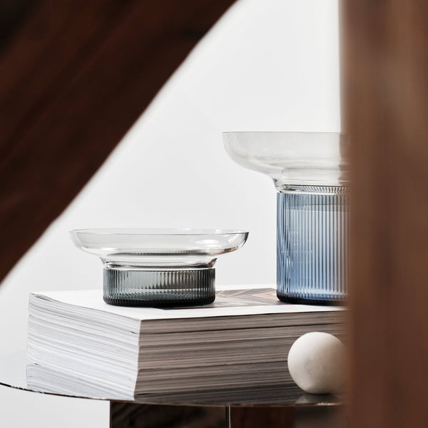 Load image into Gallery viewer, Orrefors Ensemble Blue/Gray Medium
