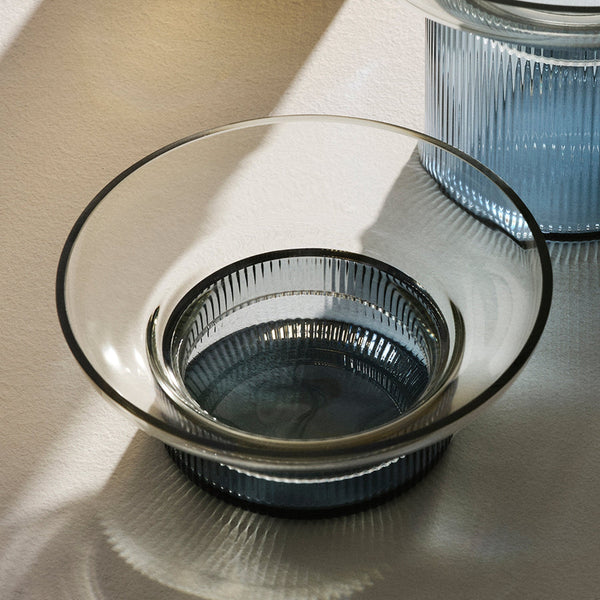 Load image into Gallery viewer, Orrefors Ensemble Smokey Blue/Gray Small
