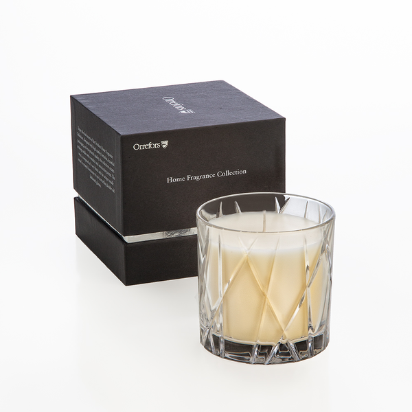 Load image into Gallery viewer, Orrefors City Candle - Warm Amber and Oakmoss
