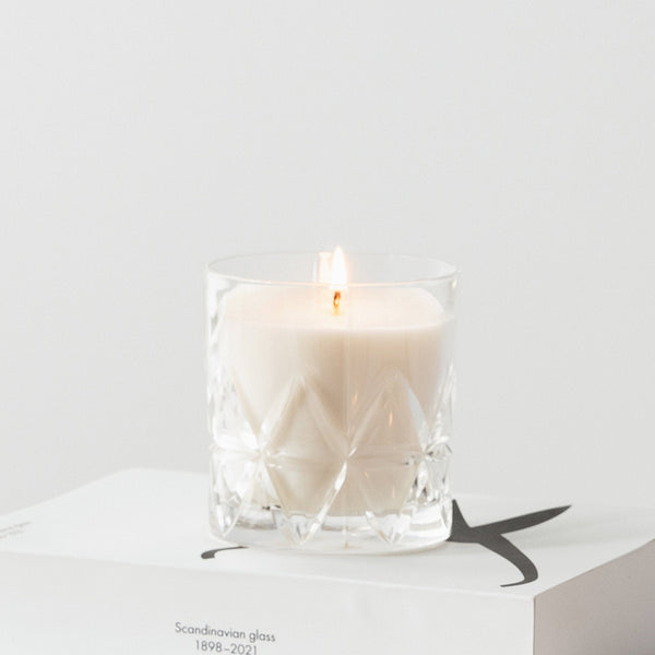Load image into Gallery viewer, Orrefors Peak Candle - Woodland Vanilla
