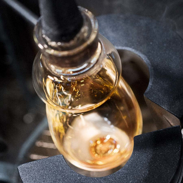 Load image into Gallery viewer, Orrefors Difference Sparkling - Set of 2
