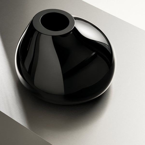 Load image into Gallery viewer, Orrefors Ebon Black Vase Large
