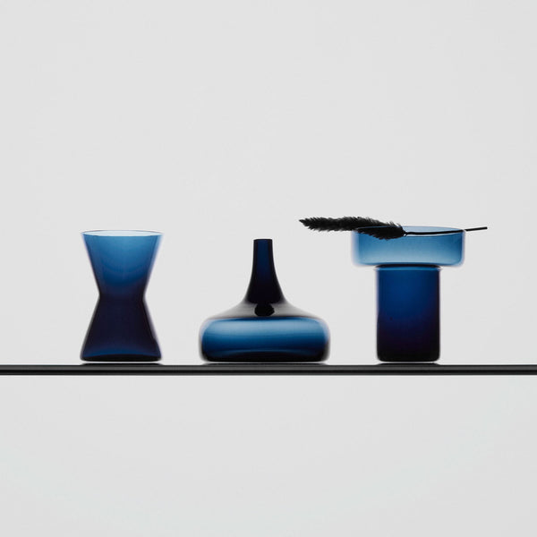 Load image into Gallery viewer, Orrefors Midsummer Vases Midnight Blue Mini Set Of 7 Ltd
