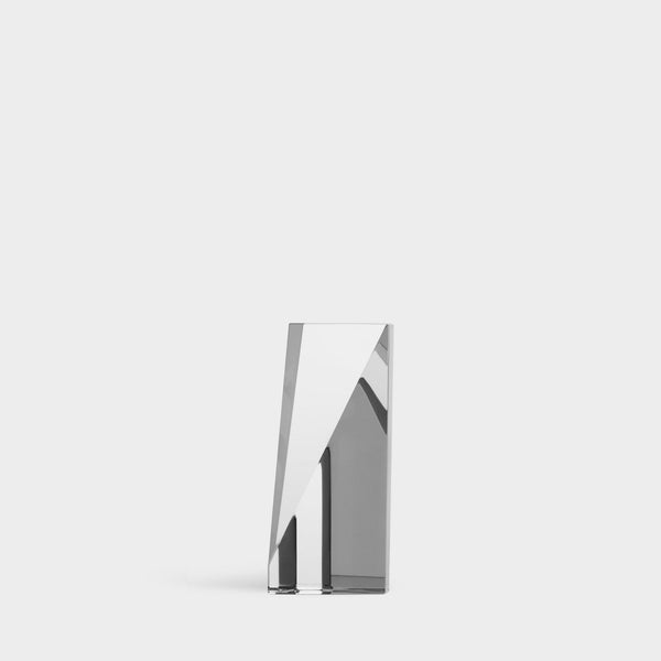 Load image into Gallery viewer, Orrefors City Spire Award Small
