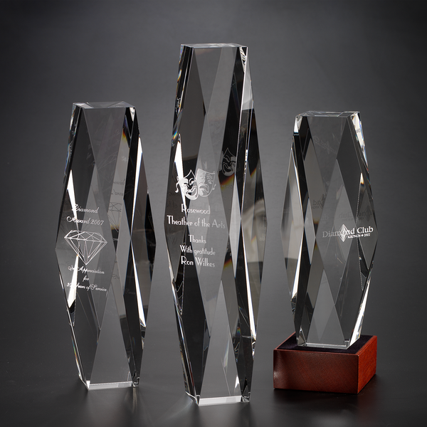 Load image into Gallery viewer, Orrefors Glacier Award Small
