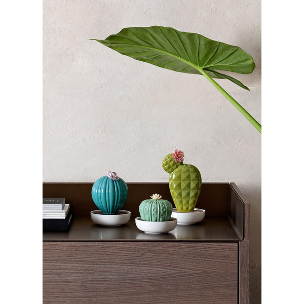 Load image into Gallery viewer, Lladro Opuntia Cactus Diffuser - Gardens of Valencia Scent
