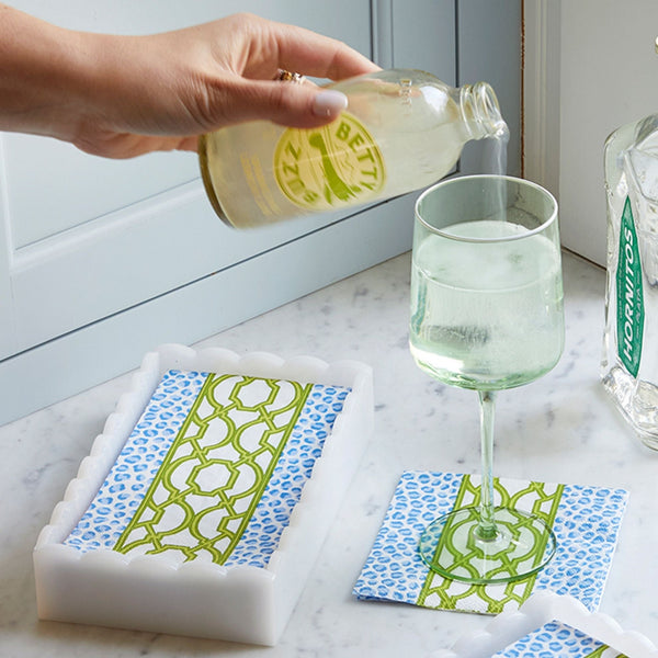 Load image into Gallery viewer, Mariposa Knots And Spots White Scalloped Guest Towel Box Set
