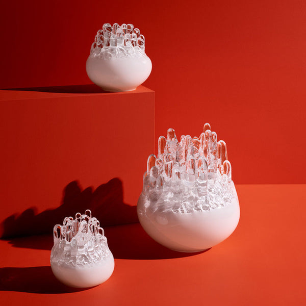 Load image into Gallery viewer, Kosta Boda Polar White Large
