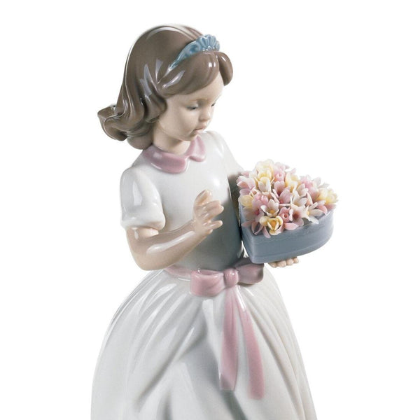 Load image into Gallery viewer, Lladro For A Special Someone Girl Figurine
