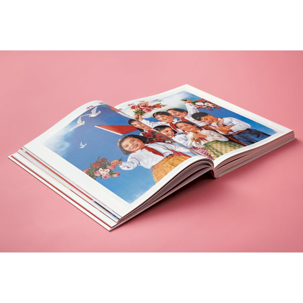 Load image into Gallery viewer, Taschen Chinese Propaganda Posters - Taschen Books
