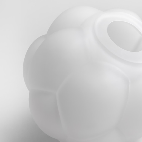 Load image into Gallery viewer, Kosta Boda Berry Tales White Frosted
