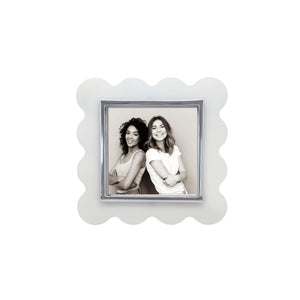 Mariposa White Acrylic Mod Scallop Square 4x4 Frame