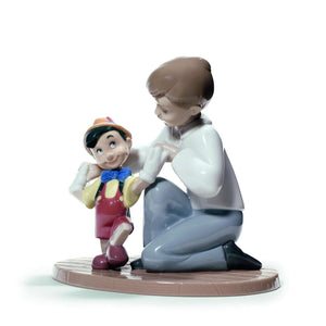 Lladro NAO Pinocchio's First Steps - Figurine