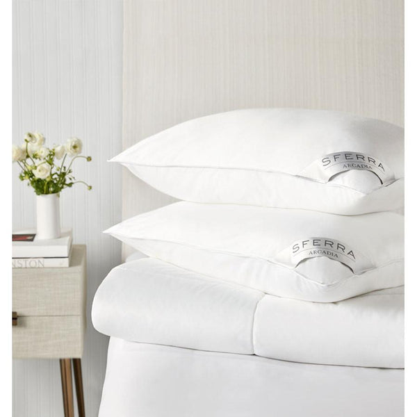 Load image into Gallery viewer, Sferra Arcadia Soft Pillow - White
