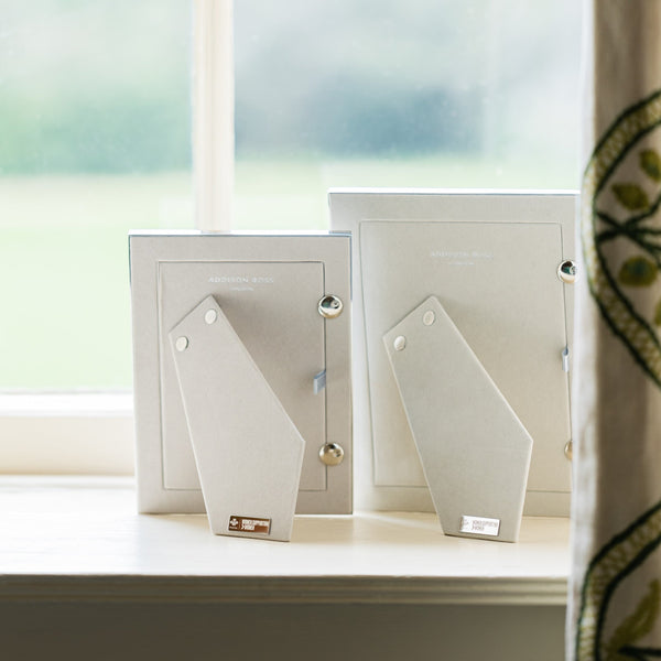 Load image into Gallery viewer, Addison Ross Toscana Midnight Frame - 5 x 7 in
