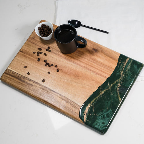 Lynn & Liana 12x18 Acacia Breadboard Jade