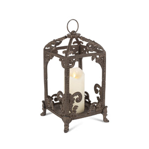 GG Collection Acanthus Cast Aluminum Lantern, 14 in.