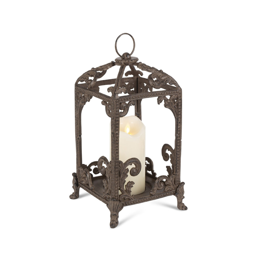 GG Collection Acanthus Cast Aluminum Lantern, 14 in.