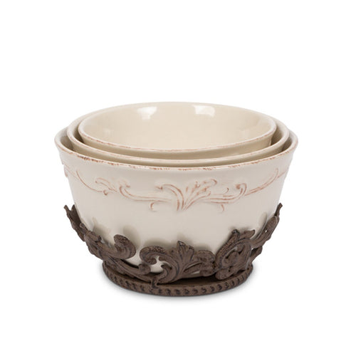 GG Collection Acanthus Stoneware Nesting Bowls, Set of 3 with Base