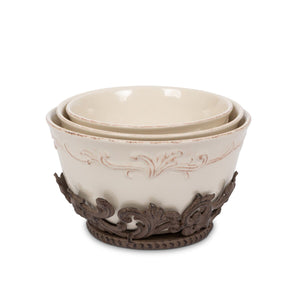 GG Collection Acanthus Stoneware Nesting Bowls, Set of 3 with Base