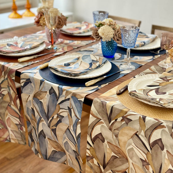 Load image into Gallery viewer, Bodrum Linens Flora Table Runner
