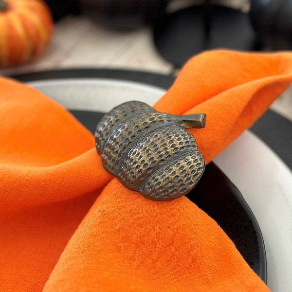 Load image into Gallery viewer, Bodrum Linens Pumpkin - Napkin Rings - Set of 4
