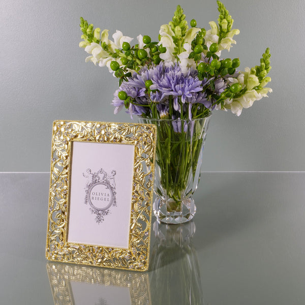 Load image into Gallery viewer, Olivia Riegel Gold Festoon 4" x 6" Frame
