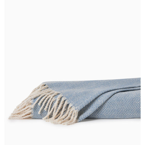 Load image into Gallery viewer, Sferra Celine - 51" x 71" Throw
