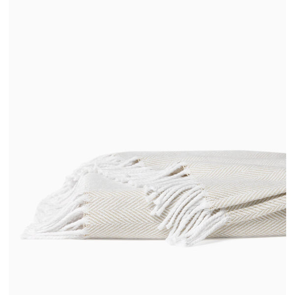 Load image into Gallery viewer, Sferra Celine - 51" x 71" Throw
