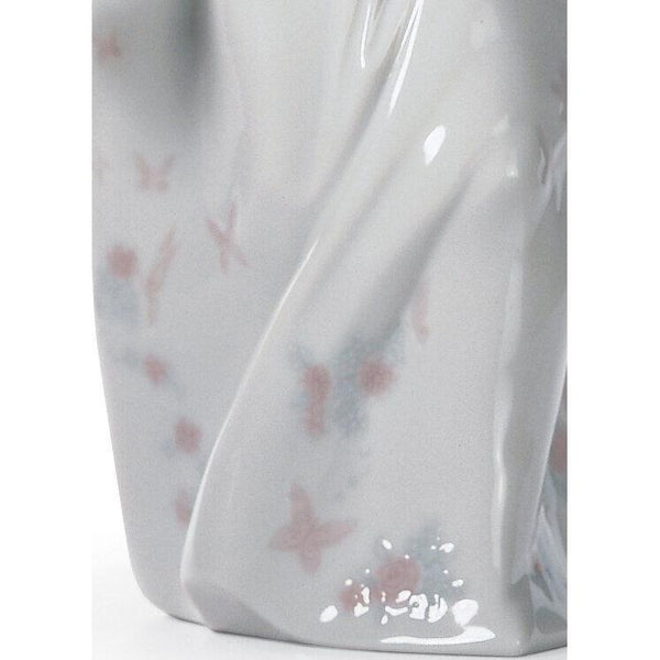 Load image into Gallery viewer, Lladro Wonderful Mother Figurine
