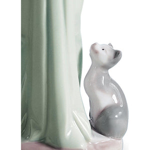 Lladro Don't Forget Me Girl Figurine