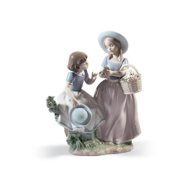 Load image into Gallery viewer, Lladro Girlfriends Figurine
