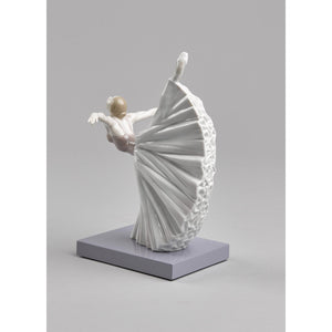 Lladro Giselle Arabesque Ballet Figurine