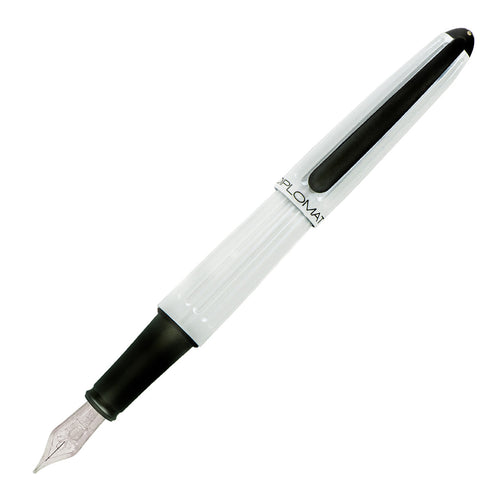 Diplomat Aero Laquered White Fountain Pen