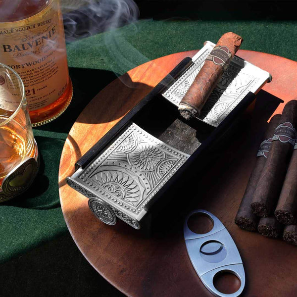 Load image into Gallery viewer, Royal Selangor Ace Cigar Ashtray
