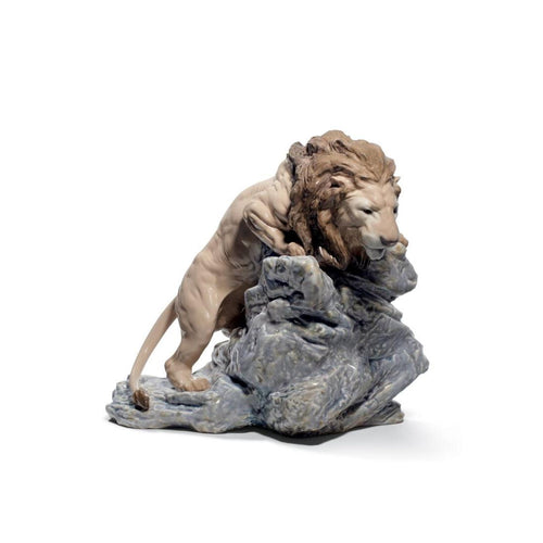 Lladro Lion Pouncing Figurine