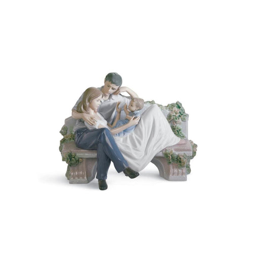 Lladro A Priceless Moment Couple Figurine
