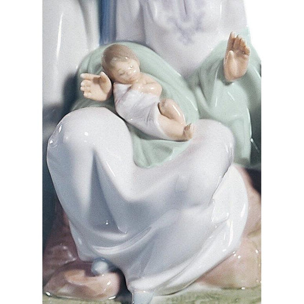 Load image into Gallery viewer, Lladro Joyful Event Nativity Figurine
