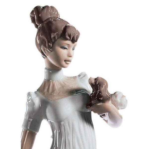 Load image into Gallery viewer, Lladro Traveling Companions Woman Figurine

