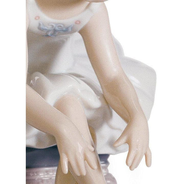 Load image into Gallery viewer, Lladro Little Ballerina I Girl Figurine
